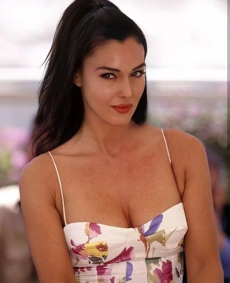 Monica belluci #7s46ey7R