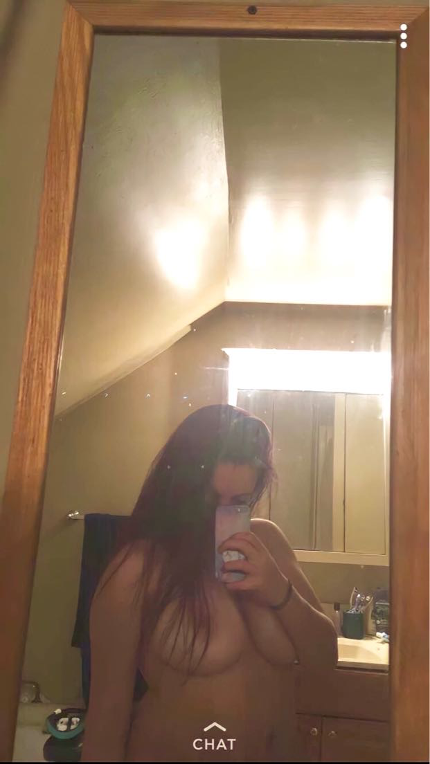 Huge tits slut #e2Sz5FcG