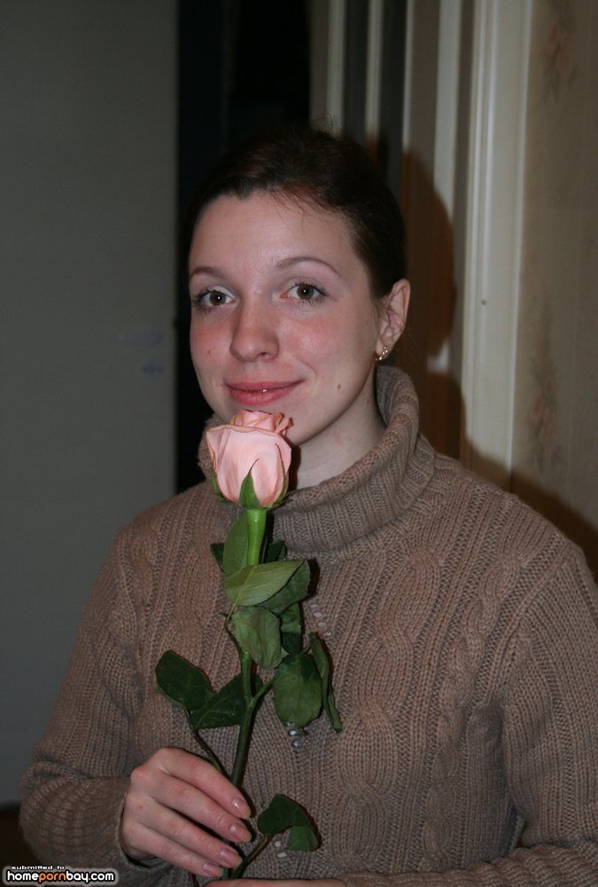 Young wife #h08FHgNy