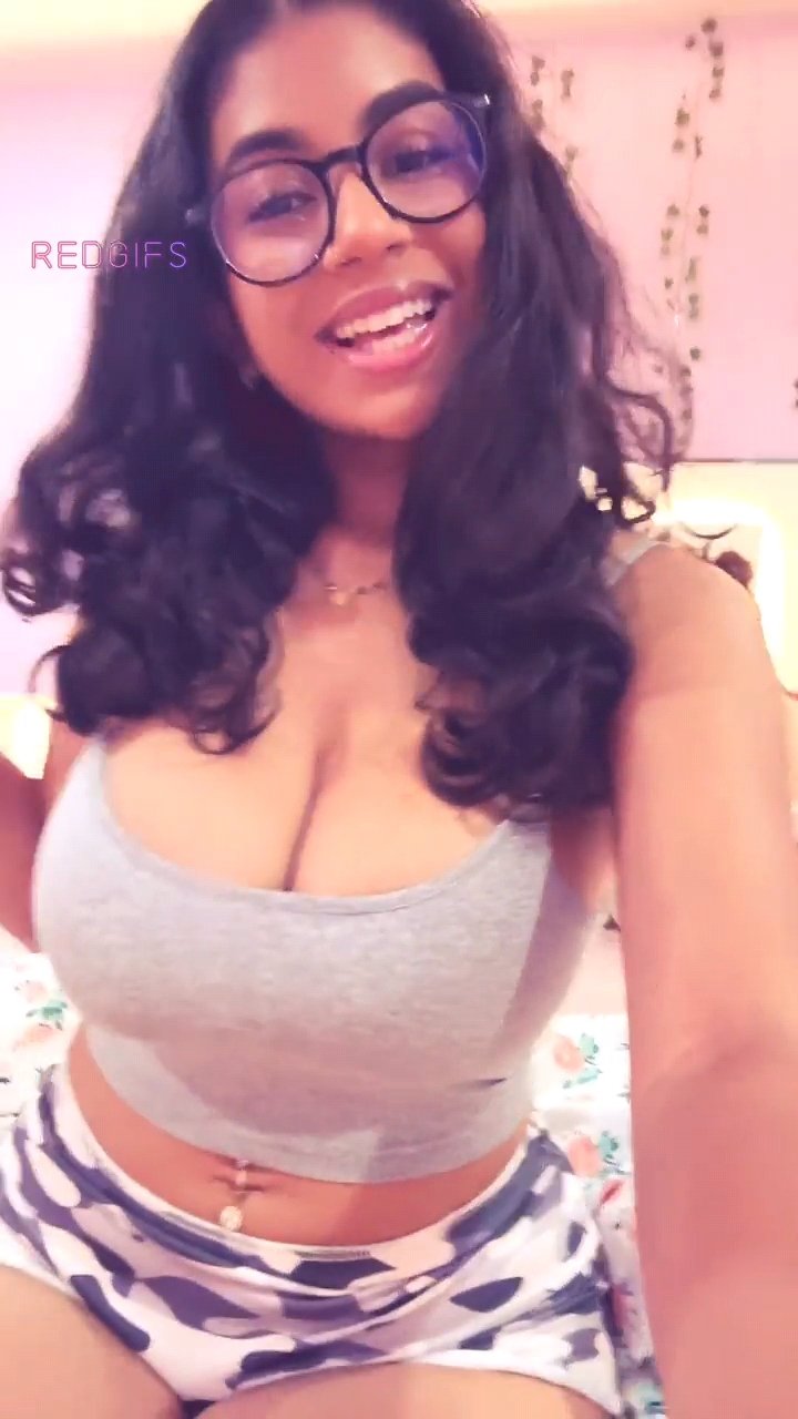 Sexy Desi College Babe #DryDrzaw