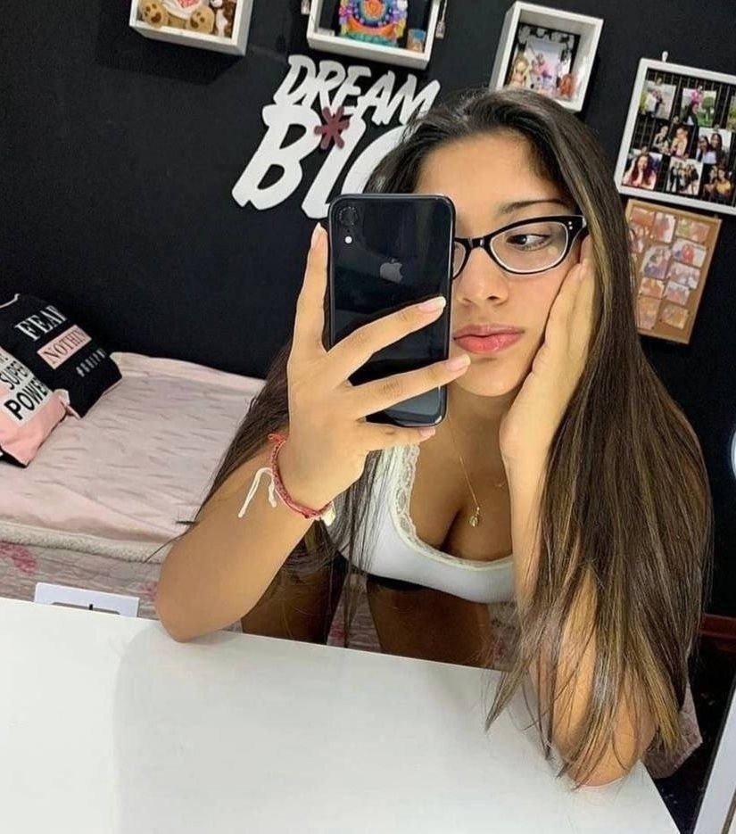 Hot Latina With Big Titties #wMAXTdsr
