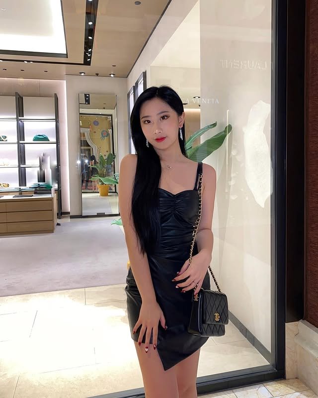 Sexy petite ABG teen Ivy #DeQ2maAZ